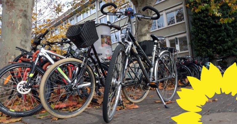 Auf Antrag der GRÜNEN: Koblenzer Schulen bekommen mehr Fahrradabstellanlagen